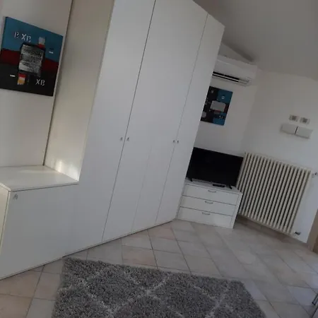 شقة فندقية La Fiorana إيفريا